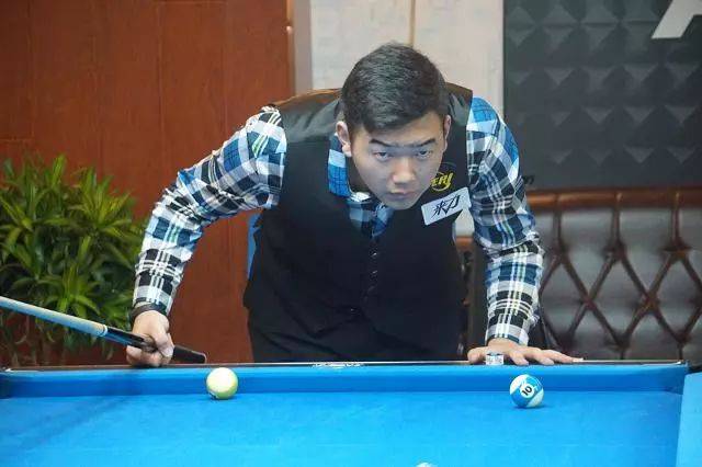 界各地自行 界各地自行