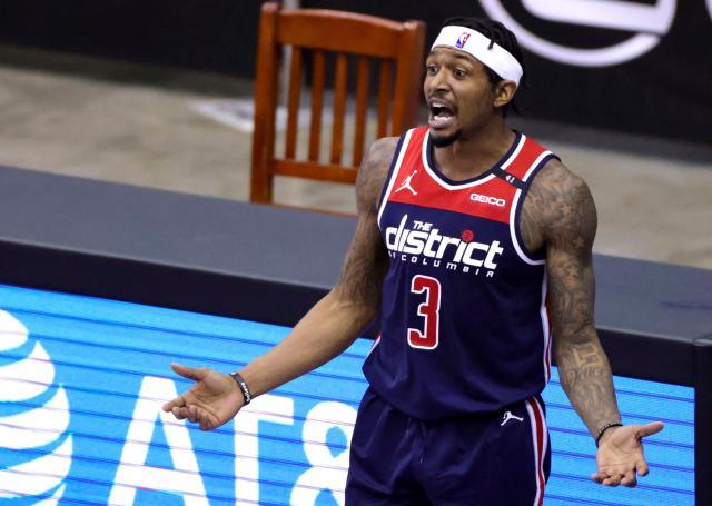 让我们拭目 让我们拭目