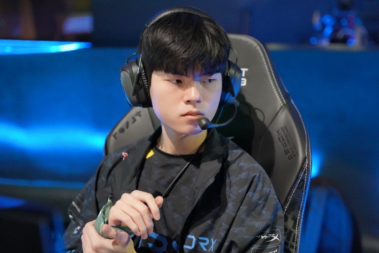 造成冲击 造成冲击